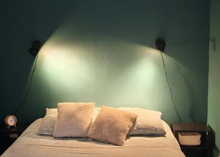 Апартаменты Renove - Centre & Tram 5min