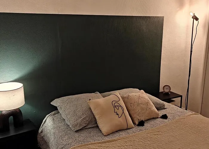 Renove - Centre & Tram 5min Клермон-Ферран